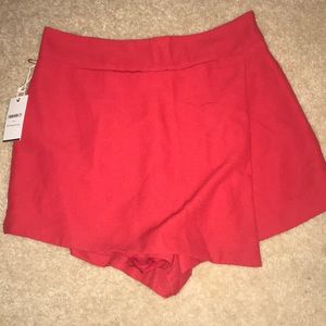 Red skort